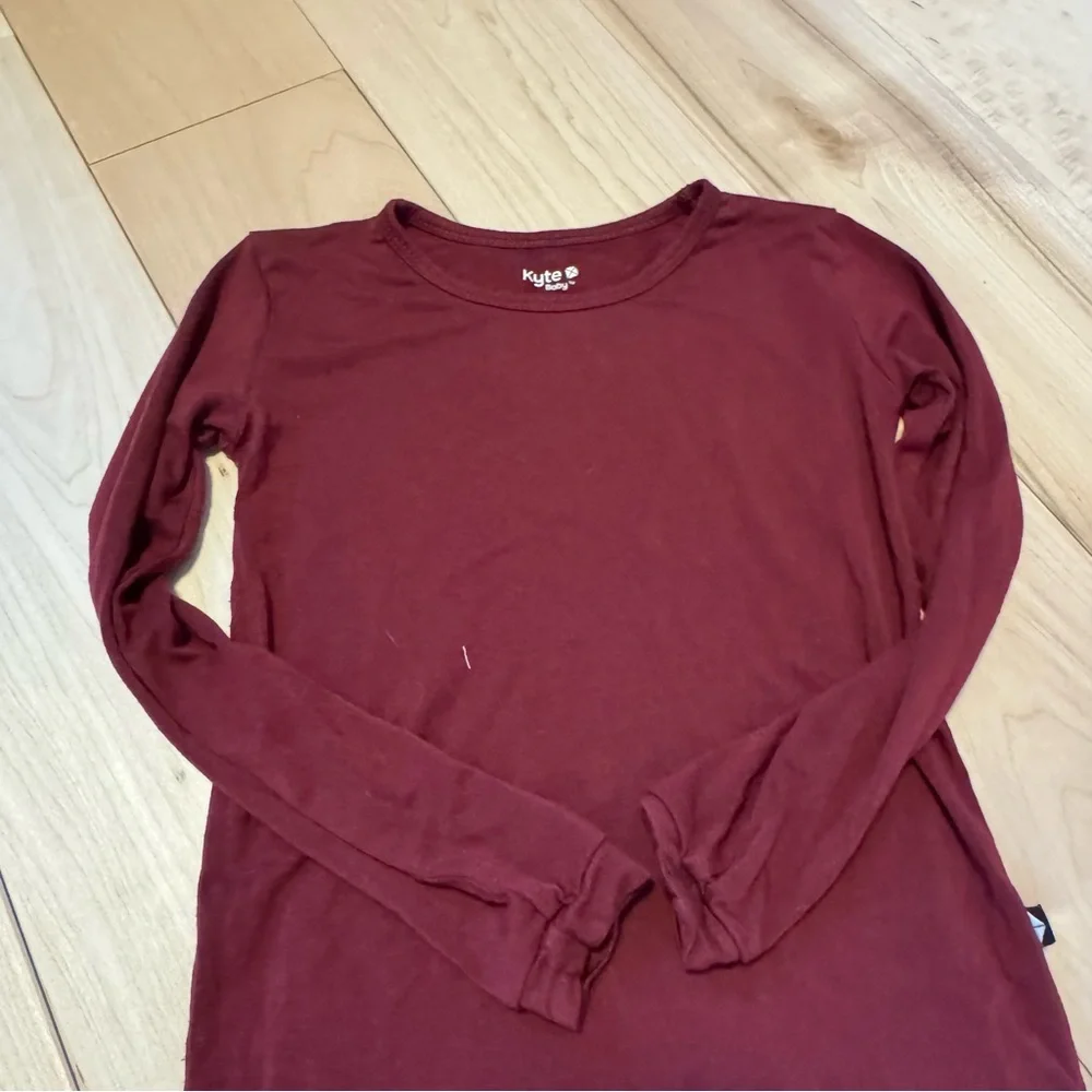Kyte BABY Maroon Kids Pajama Set‎ 4T